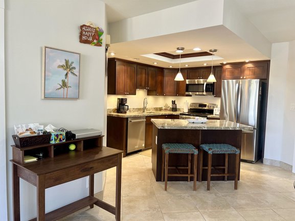 2575 S KIHEI RD P 310