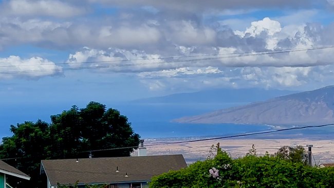 12 UPPER KIMO DR