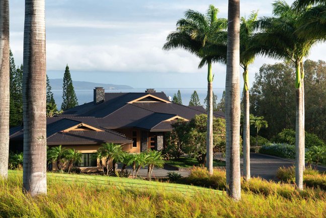 215 PLANTATION CLUB DR