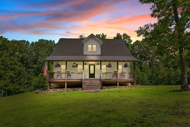 5382 HIGHWAY 49 W