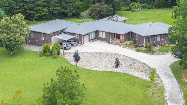 1372 SHORT MOUNTAIN RD