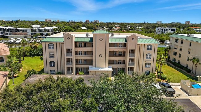 432 BOUCHELLE DRIVE #102