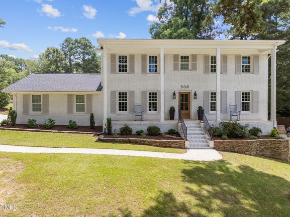 508 DRIEWOOD COURT