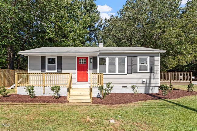 5033 SUNSET LAKE ROAD